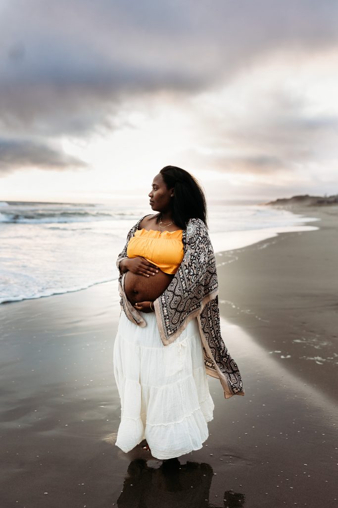dreamy beach maternity photo